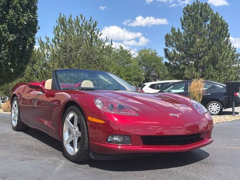 Used 2006 Chevrolet Corvette Convertible w/ Preferred Equipment Group RWD image 30