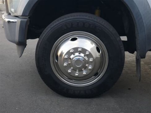 Used 2008 Ford F550 2WD Regular Cab Super Duty image 15