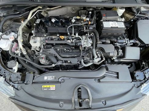 Used 2024 Toyota Corolla LE FWD image 32
