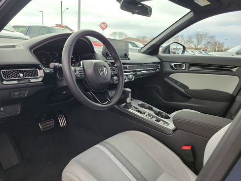 Used 2025 Honda Civic Sport image 21