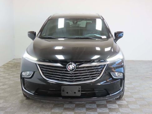 Used 2024 Buick Enclave Premium image 2
