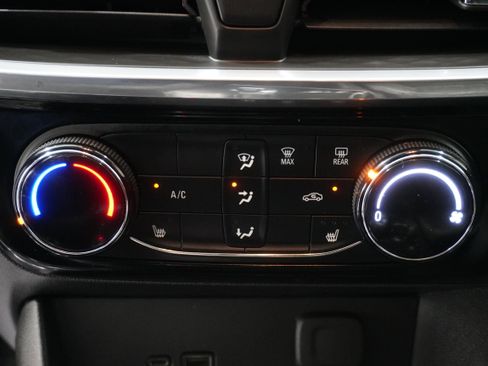 Used 2024 Buick Encore GX Sport Touring w/ Comfort Package image 17