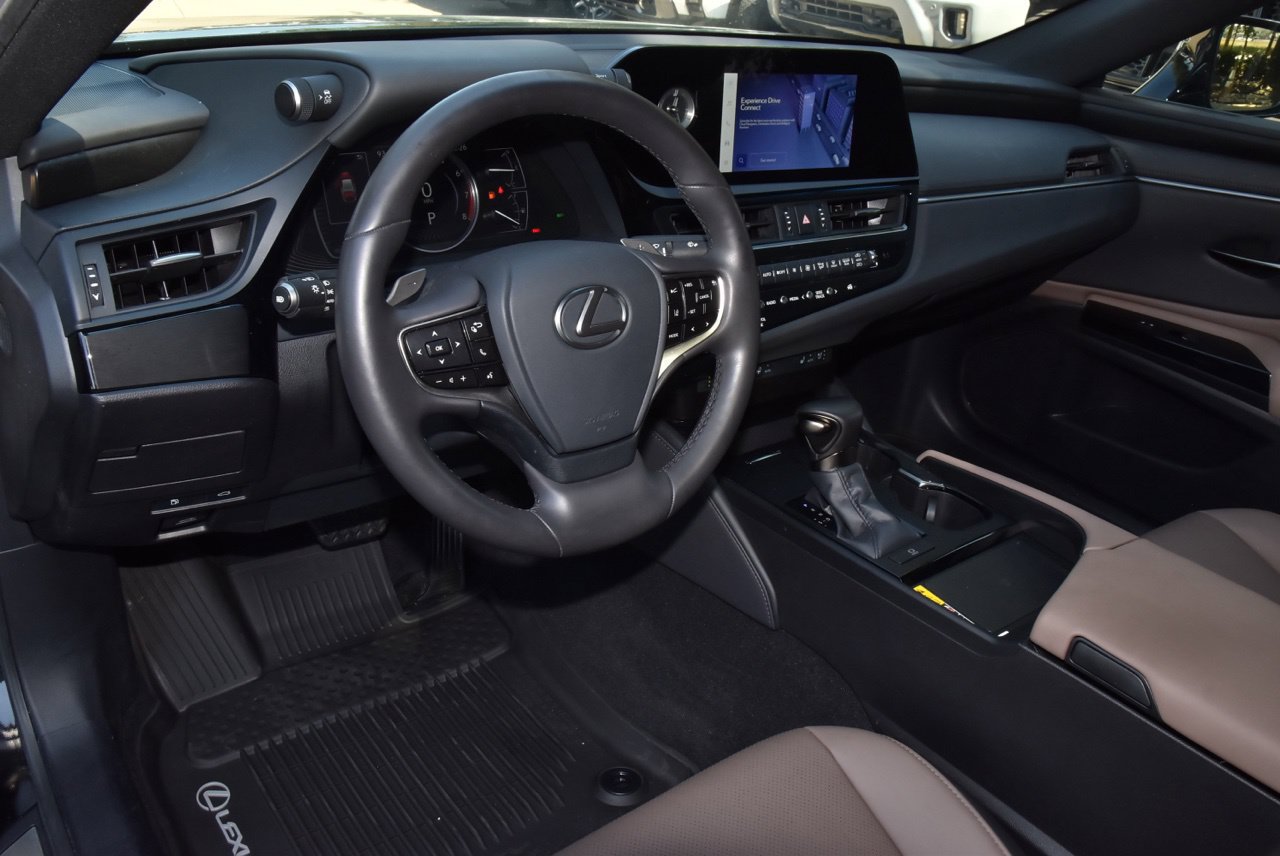 Used 2025 Lexus ES 350 w/ Premium Package FWD image 34