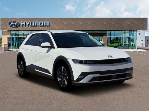 New 2026 Hyundai Ioniq 5 SEL AWD/4WD image 11