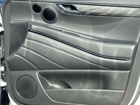 New 2026 Genesis GV80 3.5T e-SC image 14