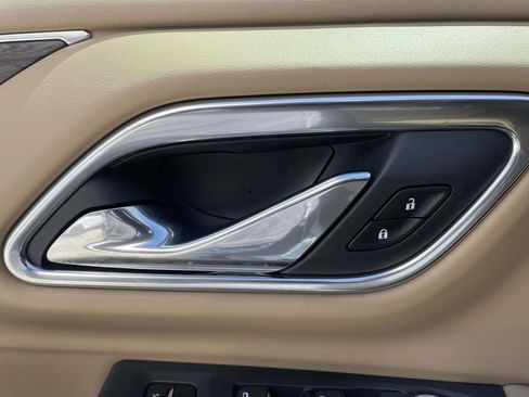 Used 2021 Chevrolet Tahoe Premier image 19