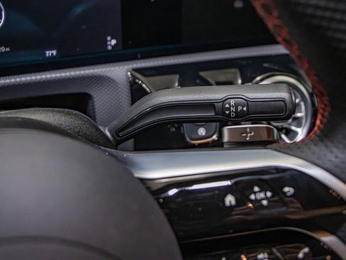 Certified 2025 Mercedes-Benz CLA 250 4MATIC image 17