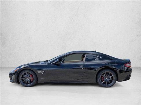 Used 2015 Maserati GranTurismo MC image 9