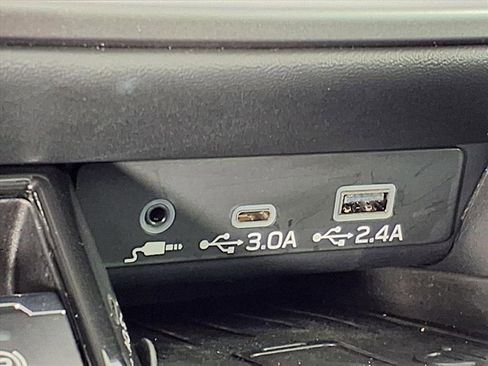 Certified 2025 Subaru Outback Limited image 21