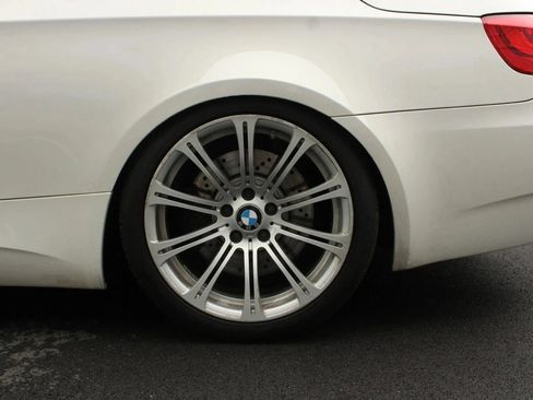 Used 2011 BMW M3 Convertible RWD image 15