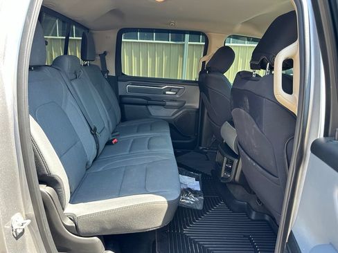 Used 2019 RAM 1500 Big Horn AWD/4WD image 20