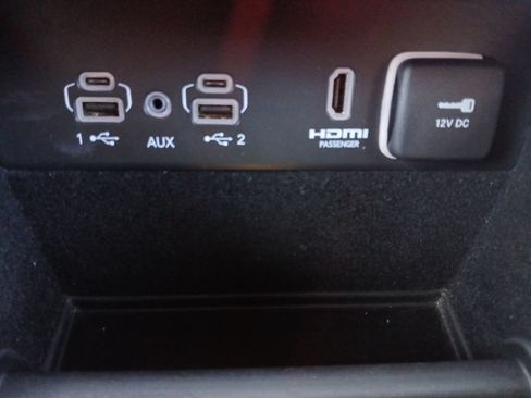 Used 2022 Jeep Grand Cherokee L Limited w/ Trailer Tow Group (B) AWD/4WD image 6