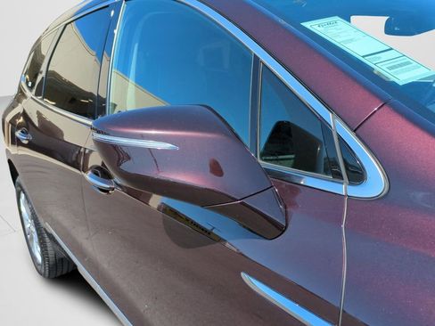 Used 2021 Buick Enclave Avenir w/ Avenir Technology Package image 11