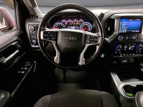 Used 2019 Chevrolet Silverado 1500 LT Trail Boss AWD/4WD image 9