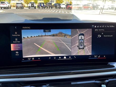 Used 2024 BMW X7 xDrive40i w/ Premium Package AWD/4WD image 14