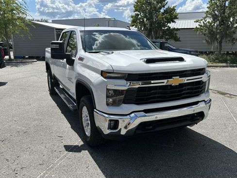 Used 2025 Chevrolet Silverado 2500 LT w/ All Star Edition AWD/4WD image 8