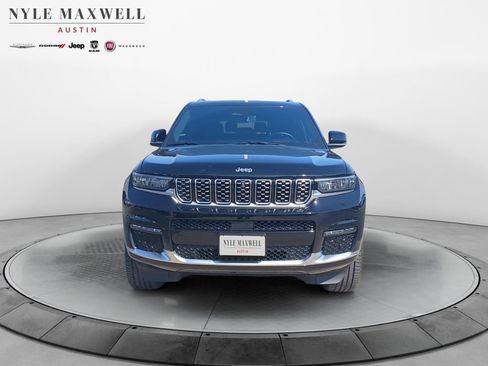 Used 2023 Jeep Grand Cherokee L Summit AWD/4WD image 18