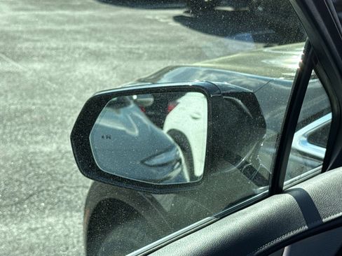 Certified 2024 Cadillac XT5 Premium Luxury image 17