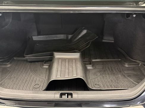 Used 2025 Toyota Camry LE FWD image 31