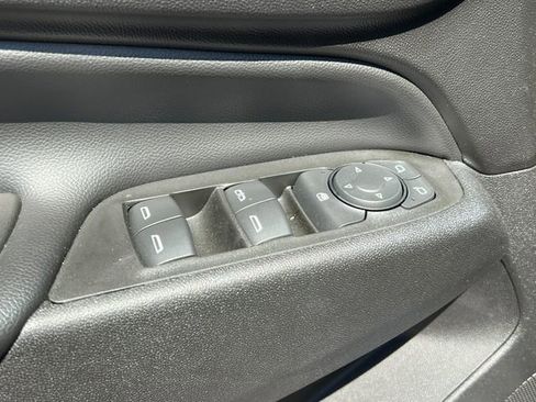 Used 2020 Chevrolet Equinox LT w/ Driver Convenience Package AWD/4WD image 14