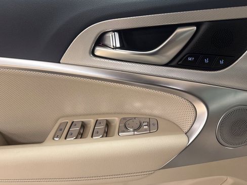 New 2026 Genesis G70 2.5T Prestige AWD/4WD image 11