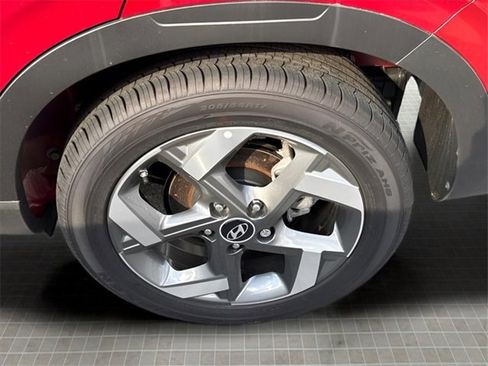New 2025 Hyundai Venue Limited image 19