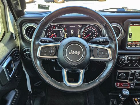 Used 2022 Jeep Gladiator Rubicon w/ LED Lighting Group image 31