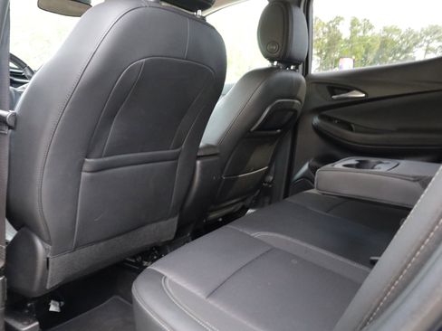 Used 2023 Buick Envision Essence image 10