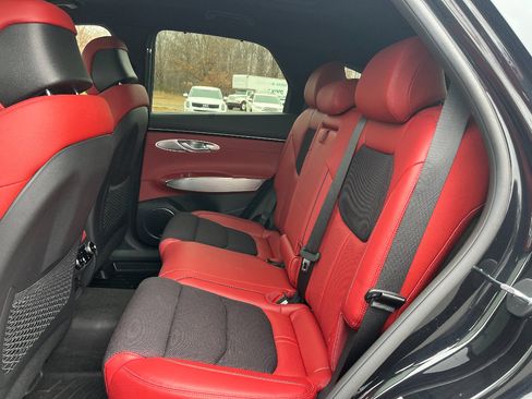 Used 2025 Genesis GV70 2.5T w/ Sport Prestige Package image 22