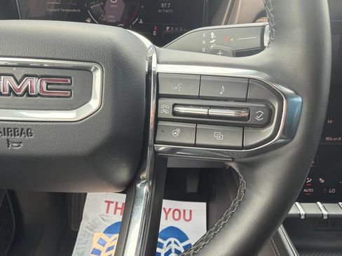 Certified 2025 GMC Terrain Elevation w/ Elevation Premium Package AWD/4WD image 25