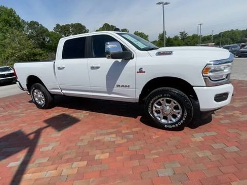 Used 2024 RAM 2500 Laramie w/ Safety Group AWD/4WD image 3