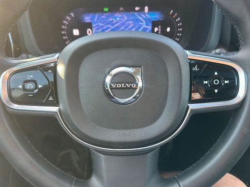 Used 2024 Volvo XC60 B5 Plus w/ Protection Package Premier AWD/4WD image 24