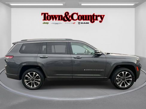 Certified 2022 Jeep Grand Cherokee L Overland AWD/4WD image 4