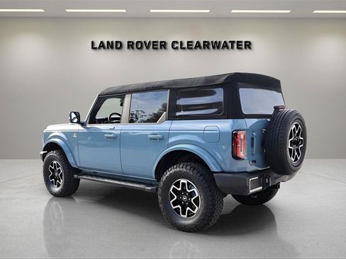 Used 2023 Ford Bronco Outer Banks image 3