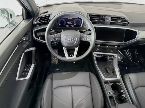 Certified 2025 Audi Q3 2.0T Premium w/ Convenience Package image 22