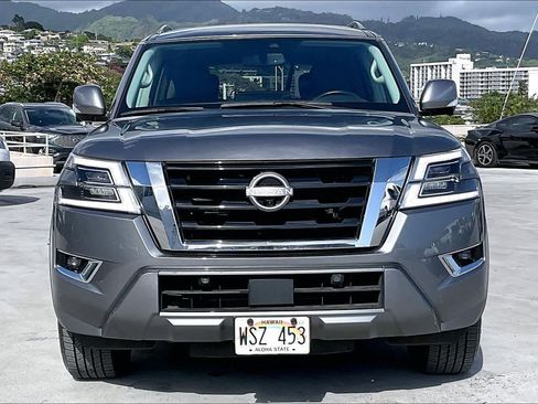 Used 2023 Nissan Armada SL w/ Captain's Chairs Package RWD image 6