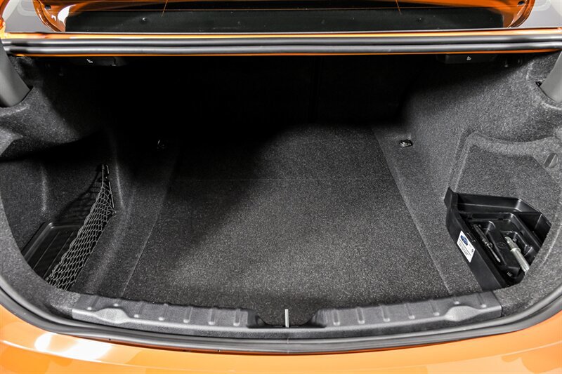 Used 2018 BMW M3 RWD image 11