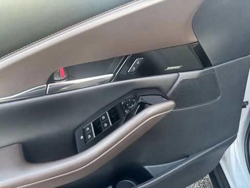 Certified 2025 MAZDA CX-30 AWD 2.5 S w/ Premium Package image 19