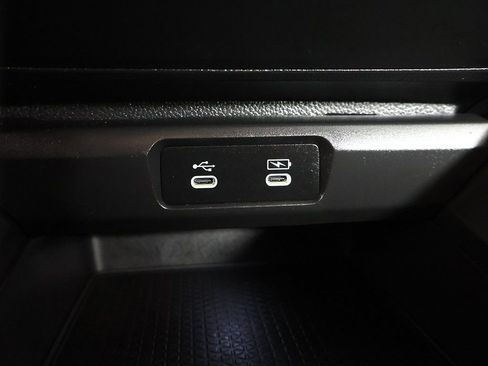 Certified 2025 Honda Accord LX image 43