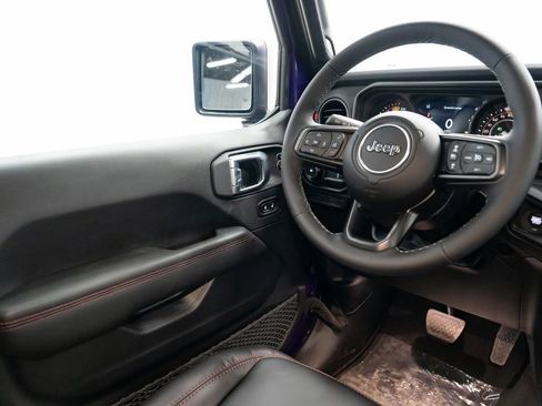 New 2026 Jeep Wrangler Unlimited Rubicon AWD/4WD image 11