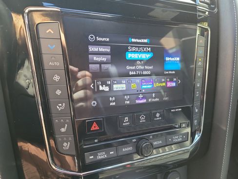 Used 2021 INFINITI QX80 Sensory w/ All-Season Package image 31