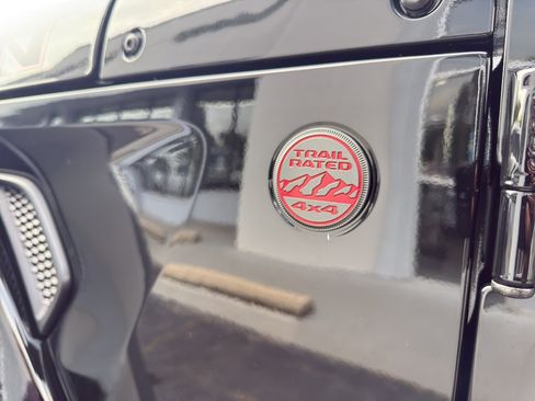 New 2025 Jeep Wrangler Rubicon w/ XTREMEE 35" Tire Package image 13