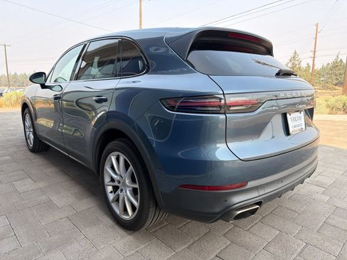 Used 2019 Porsche Cayenne AWD/4WD image 5
