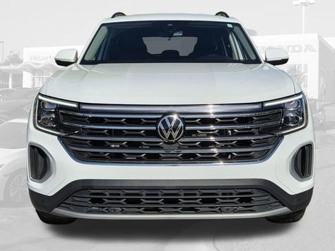 Used 2025 Volkswagen Atlas SE FWD image 6