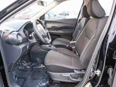 Used 2025 Nissan Kicks Play S FWD image 20