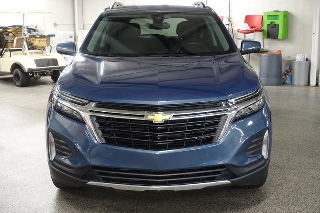 Used 2024 Chevrolet Equinox LT AWD/4WD image 2