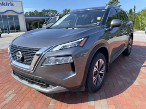 Used 2022 Nissan Rogue SV w/ SV Premium Package AWD/4WD image 1