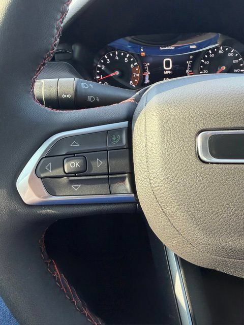 Used 2026 Jeep Compass Trailhawk AWD/4WD image 46