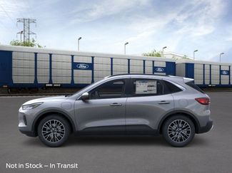 New 2026 Ford Escape SE w/ Class II Trailer Tow Package video 3