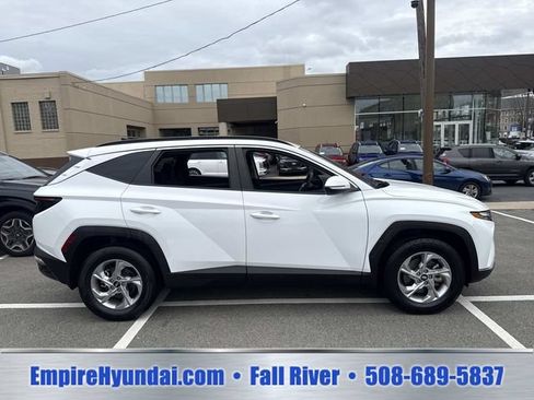 Used 2023 Hyundai Tucson SEL AWD/4WD image 3